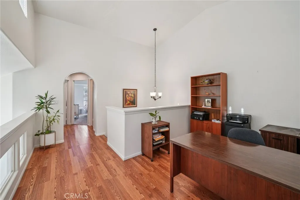 1591 San Fernando Dr, Corona, California 92882 home-pic-33