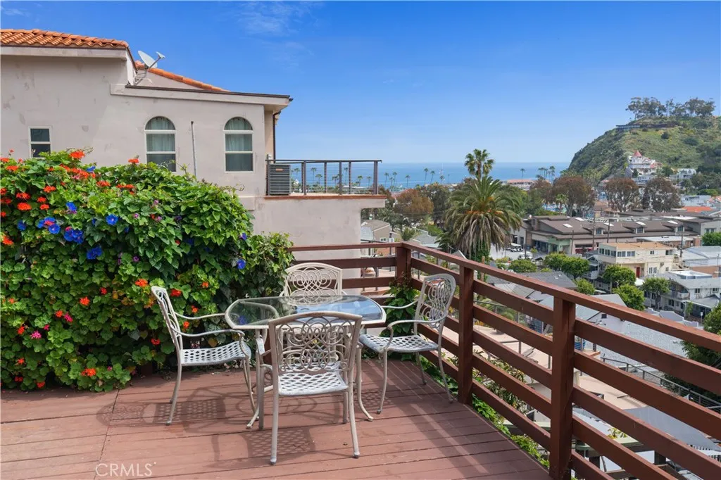 358 Metropole Avenue, Avalon, California 90704 home-pic-20