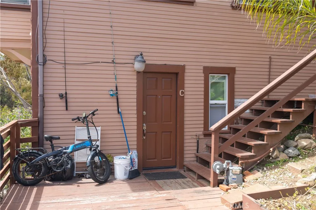 358 Metropole Avenue, Avalon, California 90704 home-pic-28