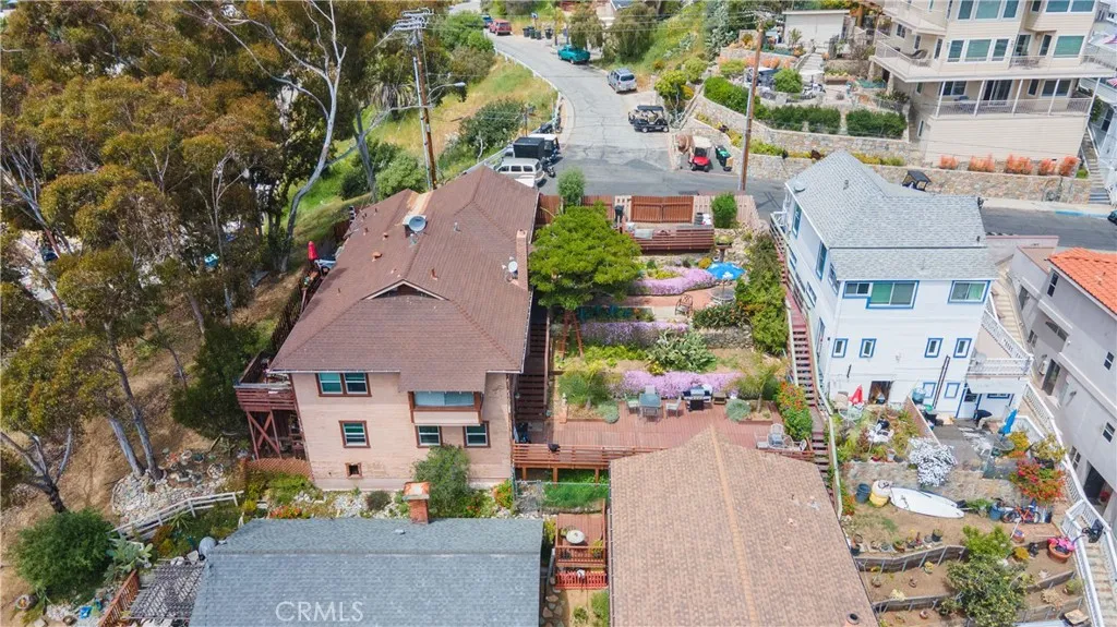 358 Metropole Avenue, Avalon, California 90704 home-pic-2