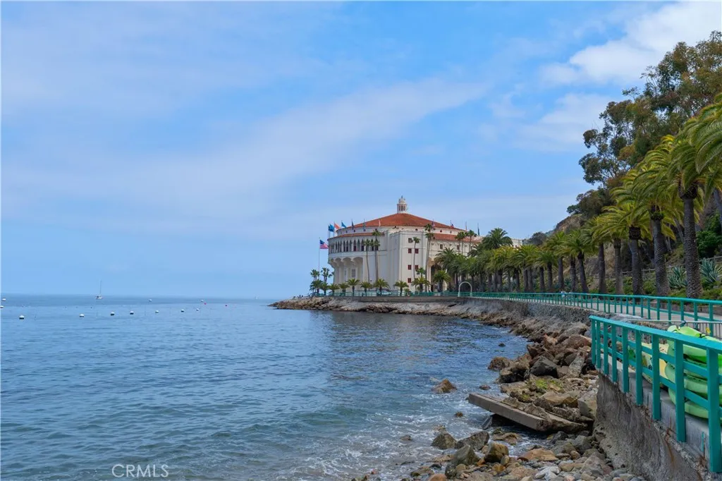 358 Metropole Avenue, Avalon, California 90704 home-pic-32