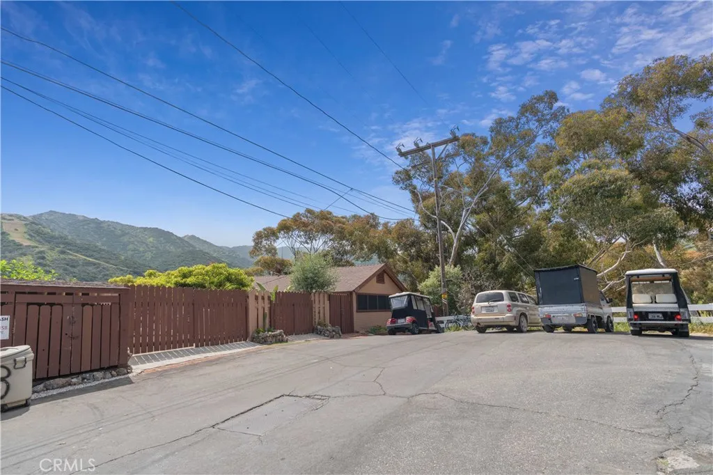 358 Metropole Avenue, Avalon, California 90704 home-pic-4