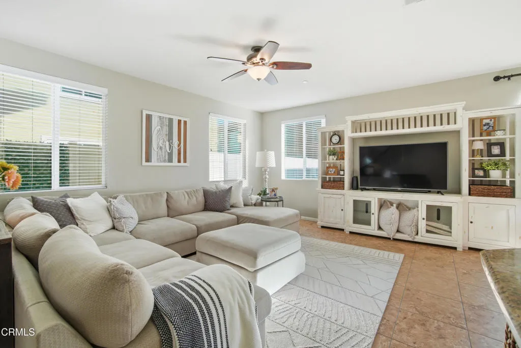 252 Driftwood Street, Fillmore, California 93015 home-pic-7