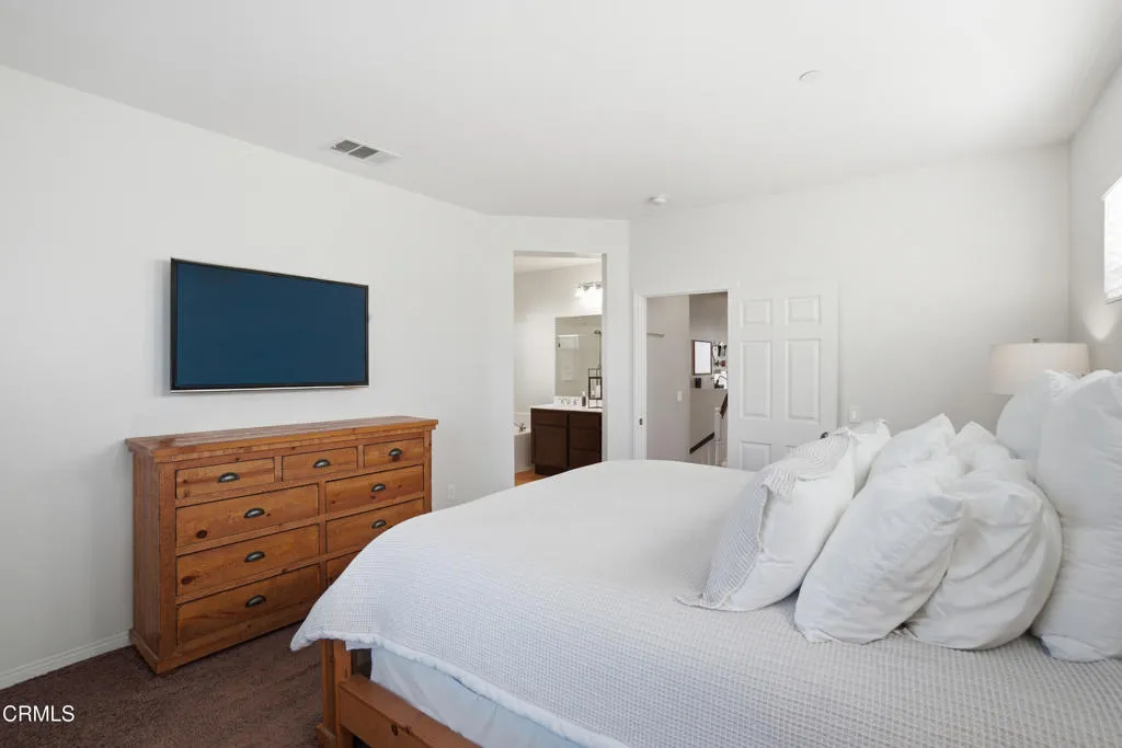 252 Driftwood Street, Fillmore, California 93015 home-pic-31