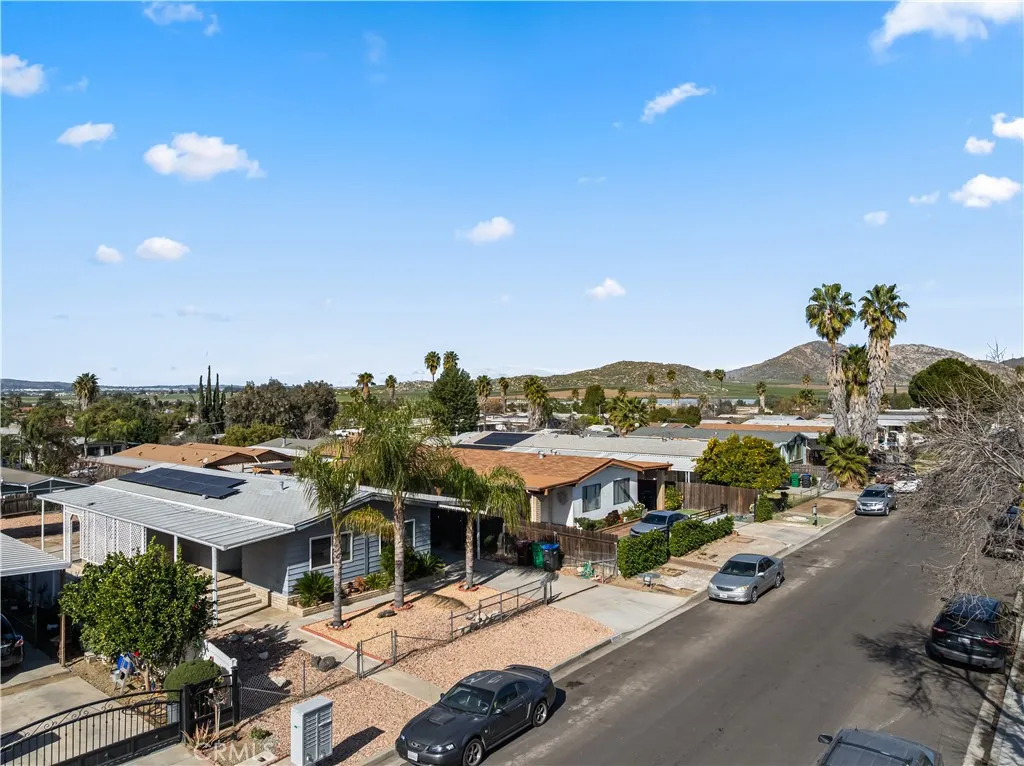 22813 Via Santana, Nuevo, California 92567 home-pic-14