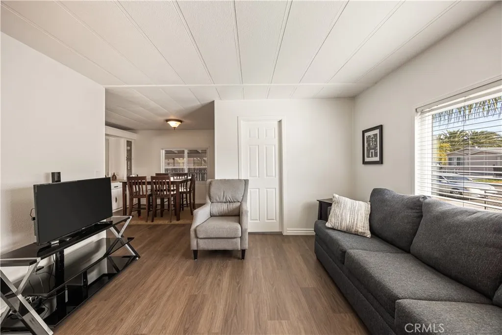 22813 Via Santana, Nuevo, California 92567 home-pic-6