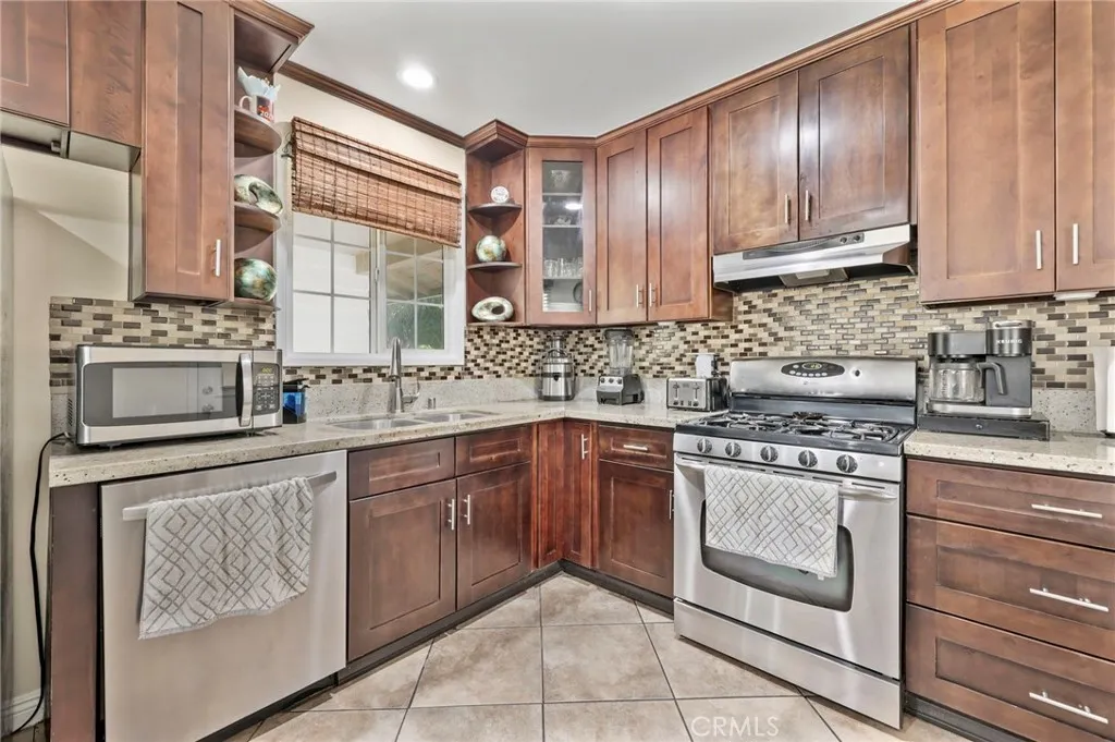 14641 Lassalette, La Puente, California 91744 home-pic-8