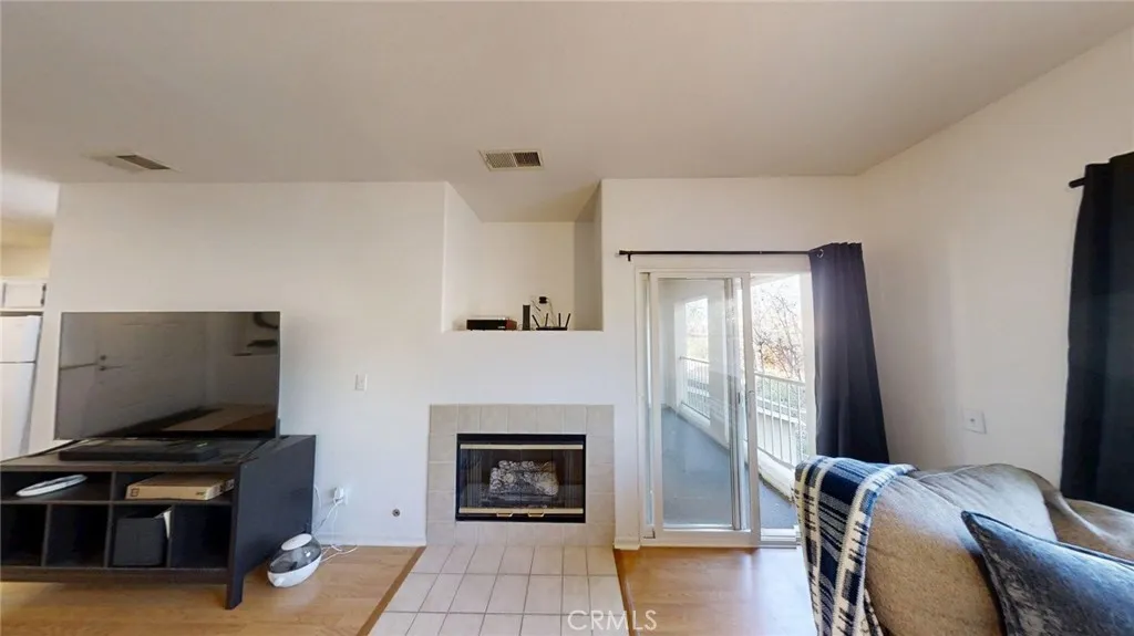 26426 Arboretum 806, Murrieta, California 92563 home-pic-9