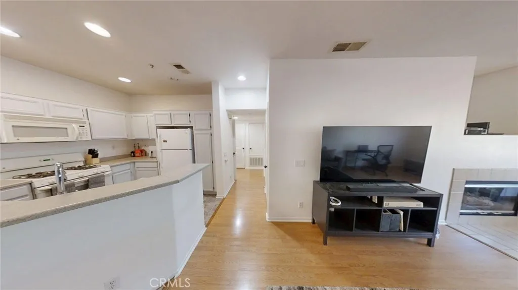 26426 Arboretum 806, Murrieta, California 92563 home-pic-13