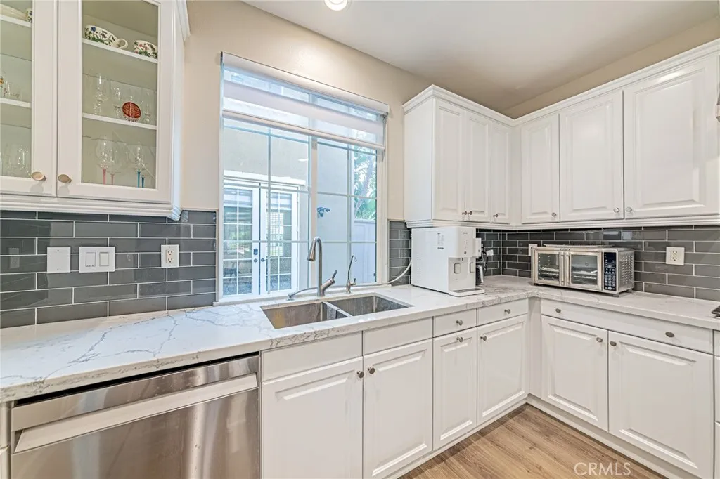 1478 Christie, Fullerton, California 92833 home-pic-16