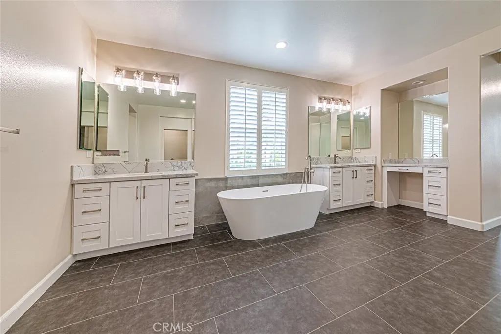1478 Christie, Fullerton, California 92833 home-pic-32