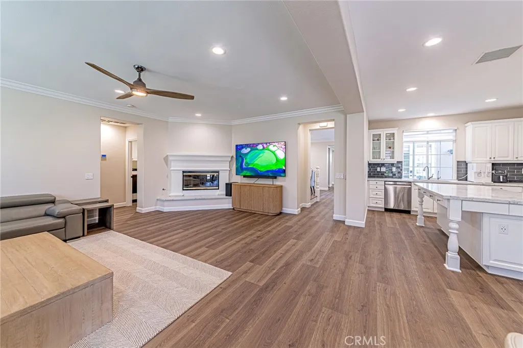 1478 Christie, Fullerton, California 92833 home-pic-12
