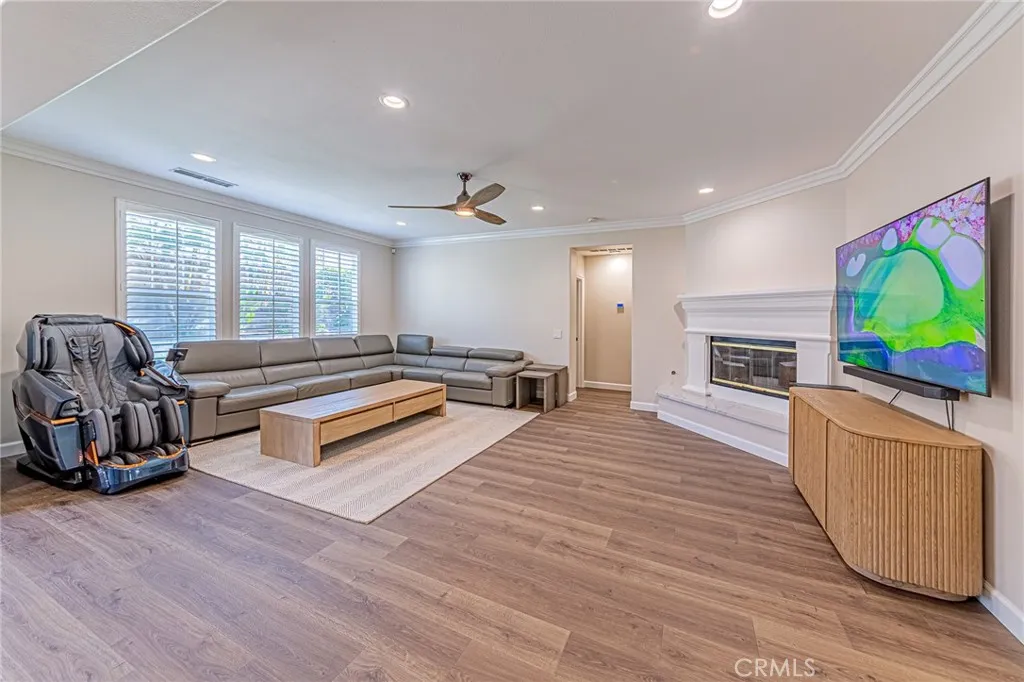 1478 Christie, Fullerton, California 92833 home-pic-20