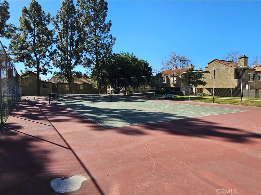 9431 Shadowood Drive E, Montclair, California 91763 home-pic-14