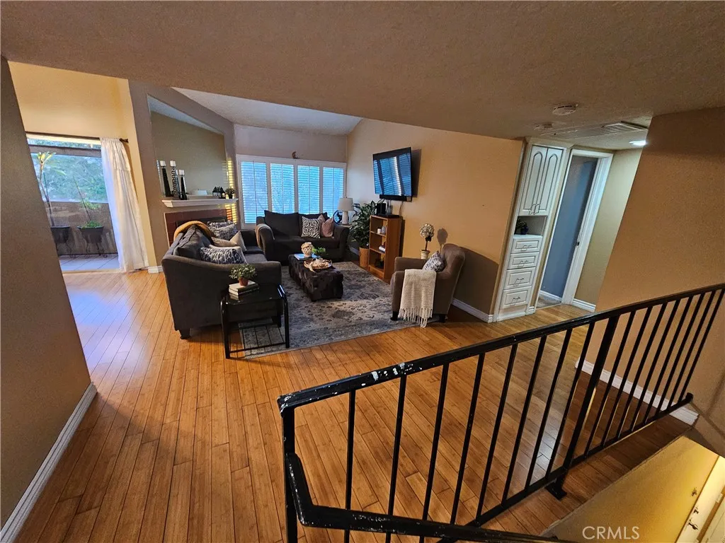 9431 Shadowood Drive E, Montclair, California 91763 home-pic-41