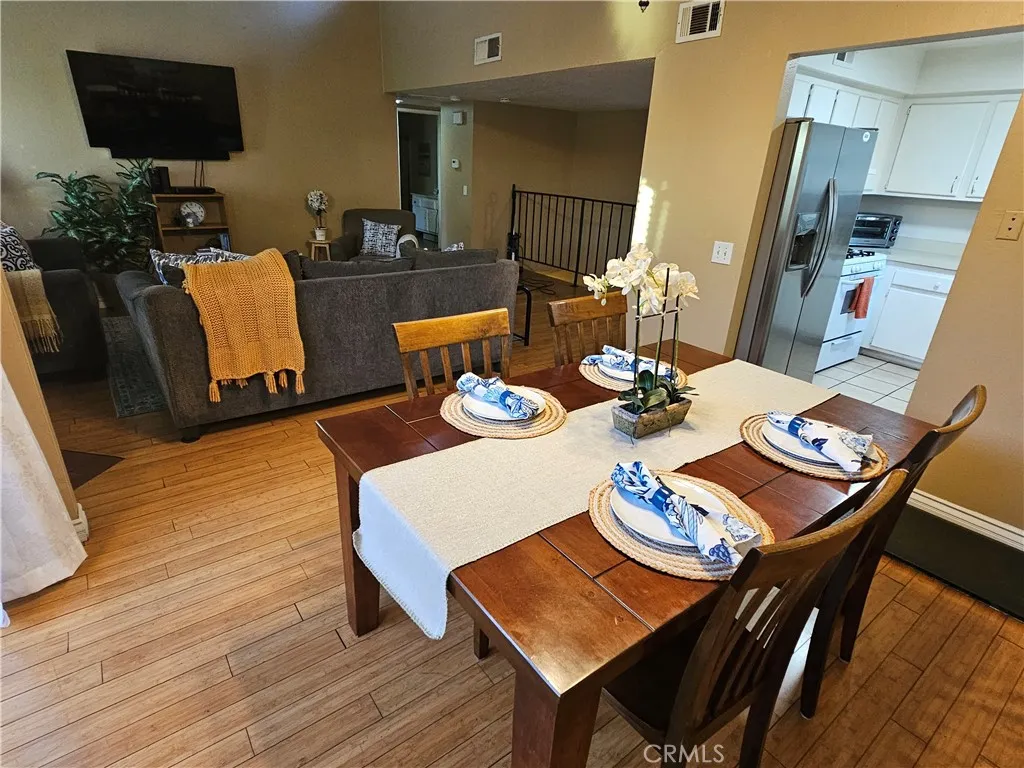 9431 Shadowood Drive E, Montclair, California 91763 home-pic-30