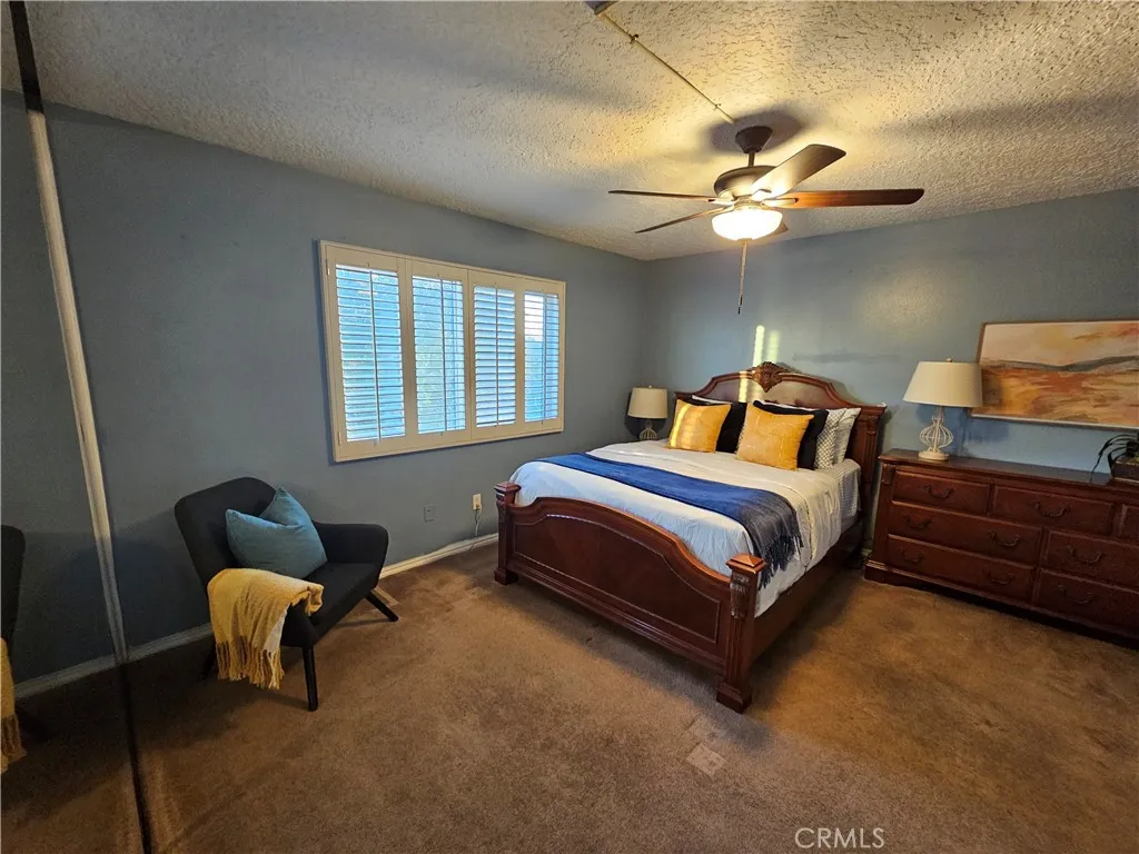 9431 Shadowood Drive E, Montclair, California 91763 home-pic-50