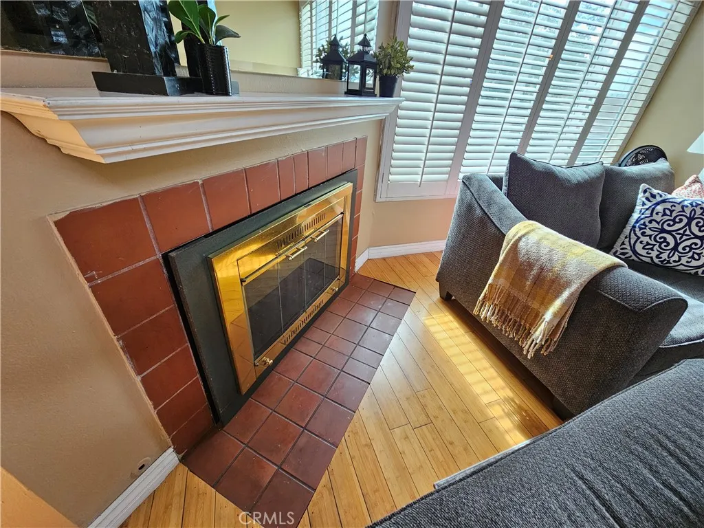9431 Shadowood Drive E, Montclair, California 91763 home-pic-7