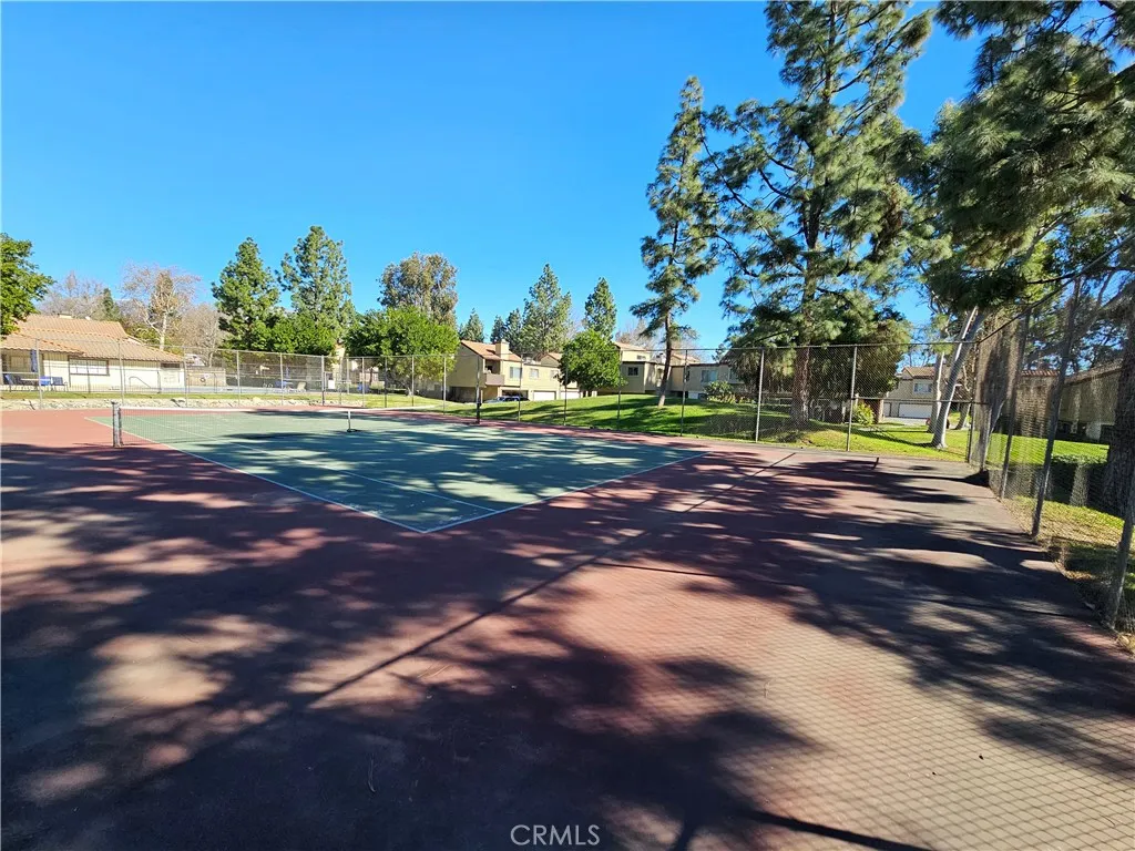 9431 Shadowood Drive E, Montclair, California 91763 home-pic-64