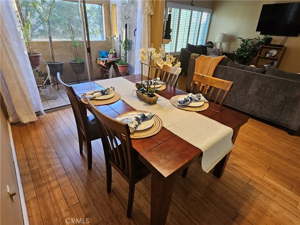 9431 Shadowood Drive E, Montclair, California 91763 home-pic-11