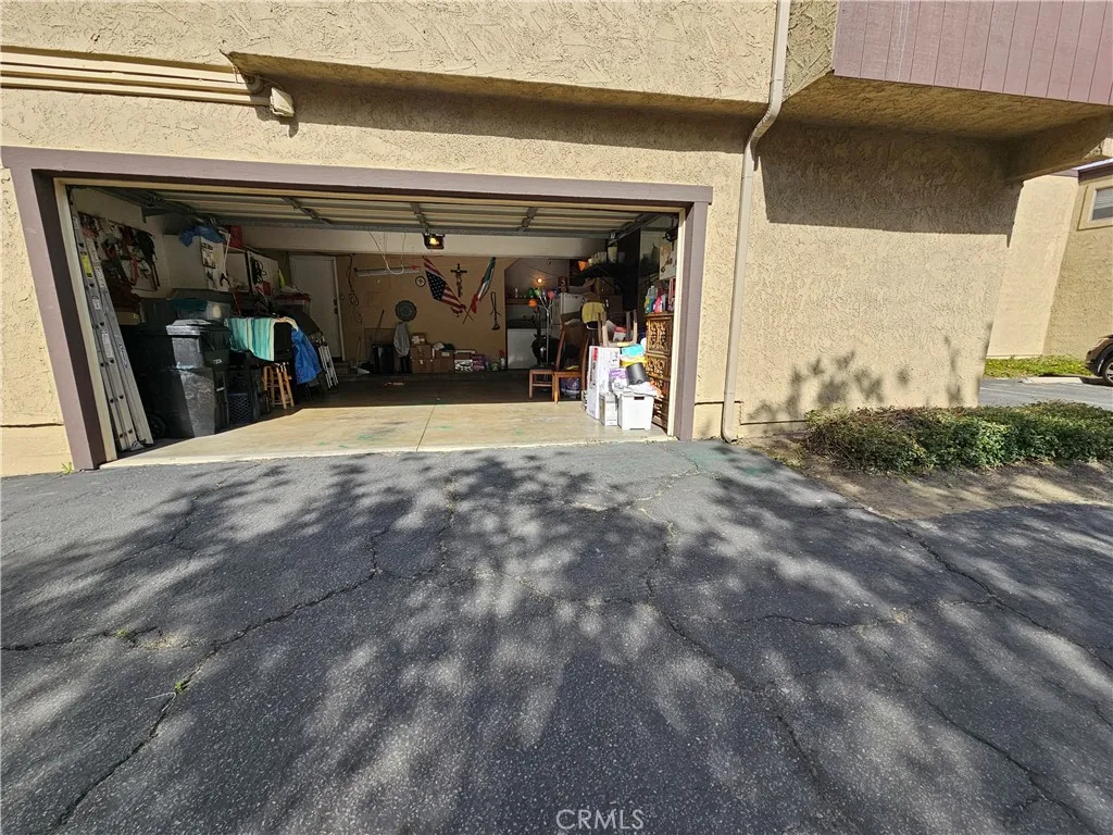 9431 Shadowood Drive E, Montclair, California 91763 home-pic-67