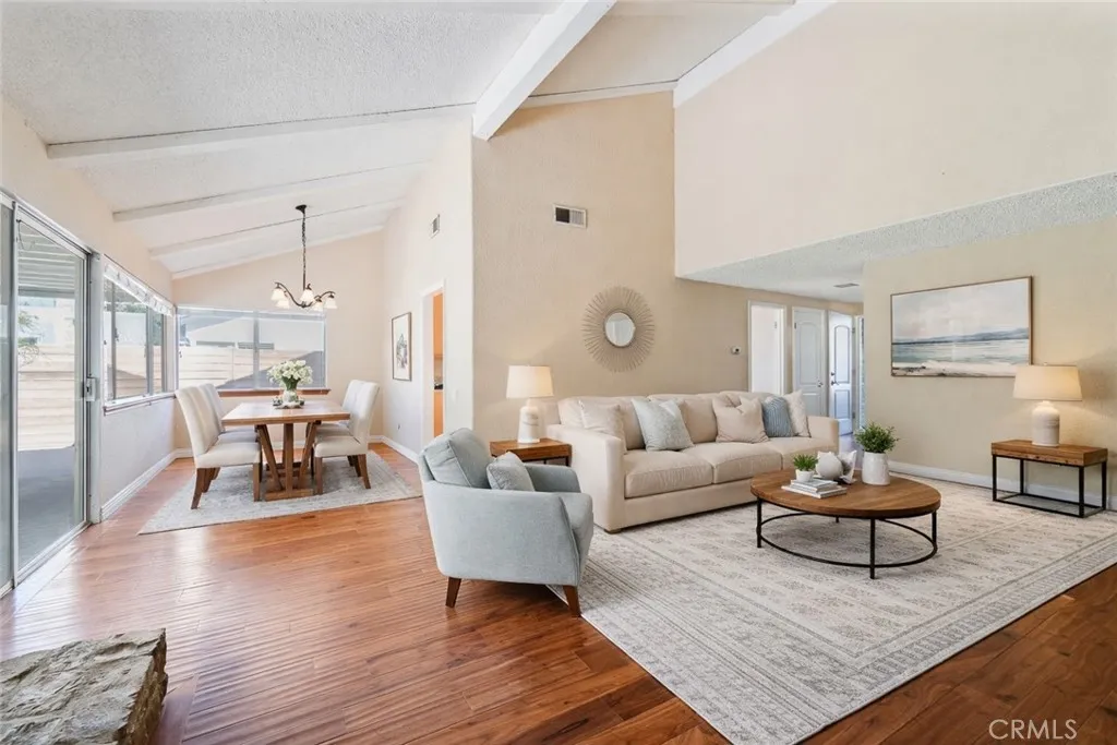 23869 Via Jacara, Valencia, California 91355 home-pic-2