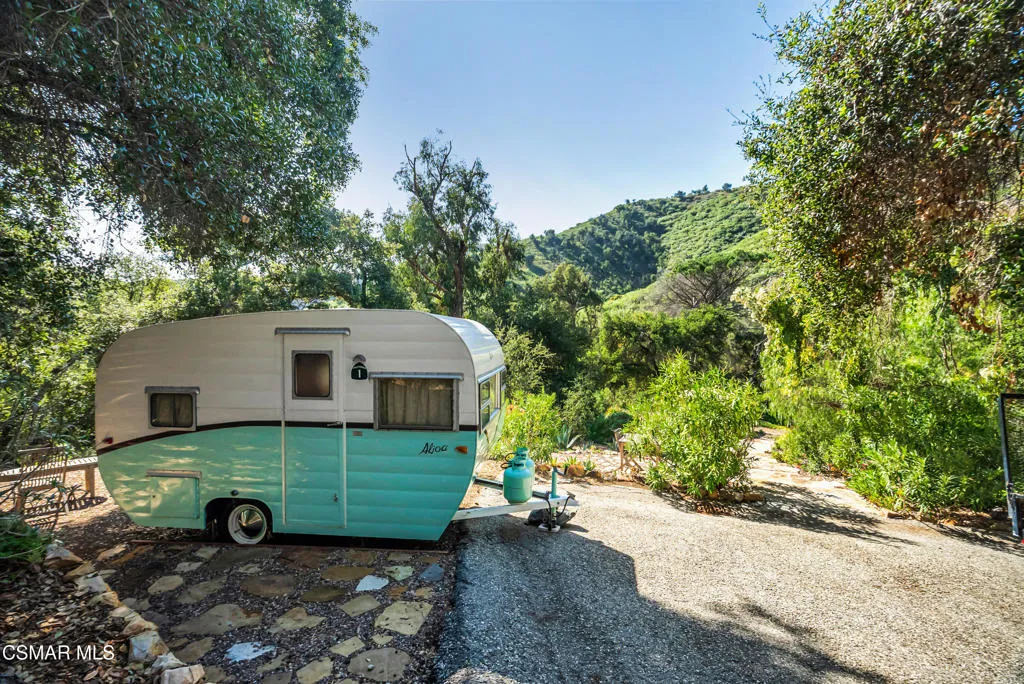 Malibu land-5