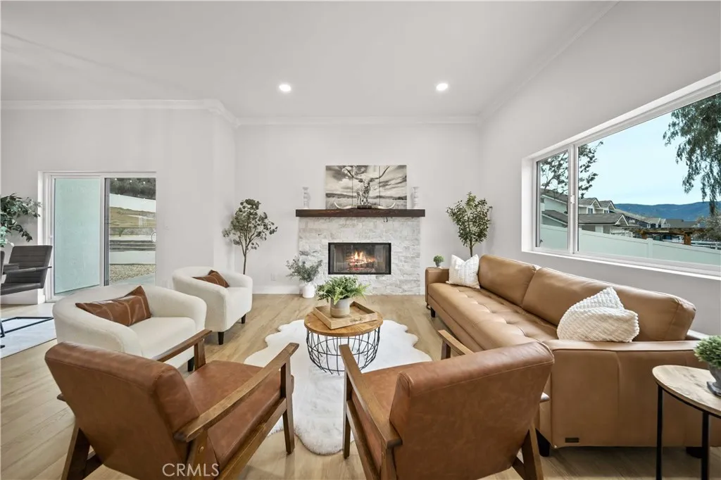 33344 Rose Avenue, Acton, California 93510 home-pic-10