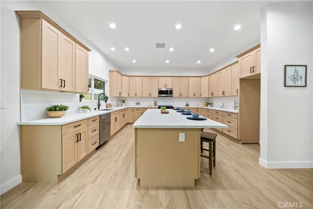 33344 Rose Avenue, Acton, California 93510 home-pic-23