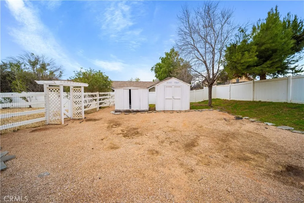 33344 Rose Avenue, Acton, California 93510 home-pic-71