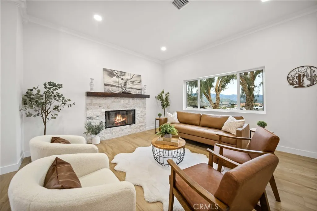 33344 Rose Avenue, Acton, California 93510 home-pic-12