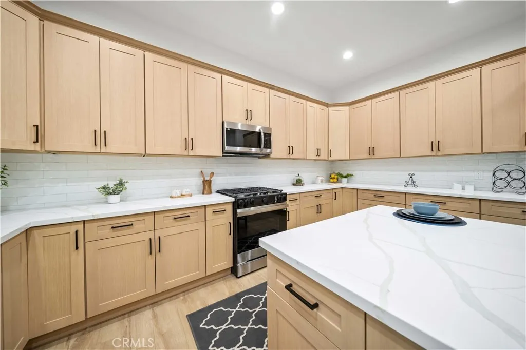 33344 Rose Avenue, Acton, California 93510 home-pic-20