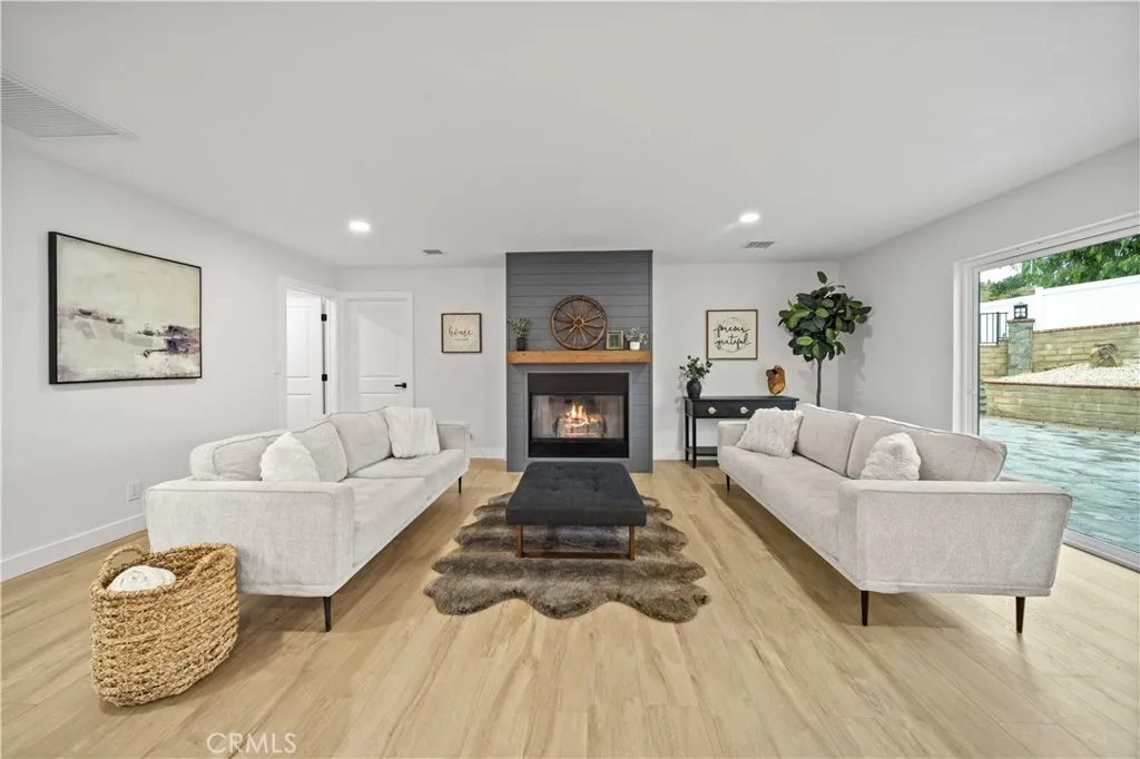 33344 Rose Avenue, Acton, California 93510 home-pic-27