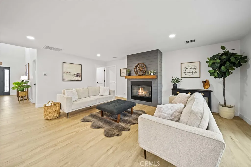 33344 Rose Avenue, Acton, California 93510 home-pic-28