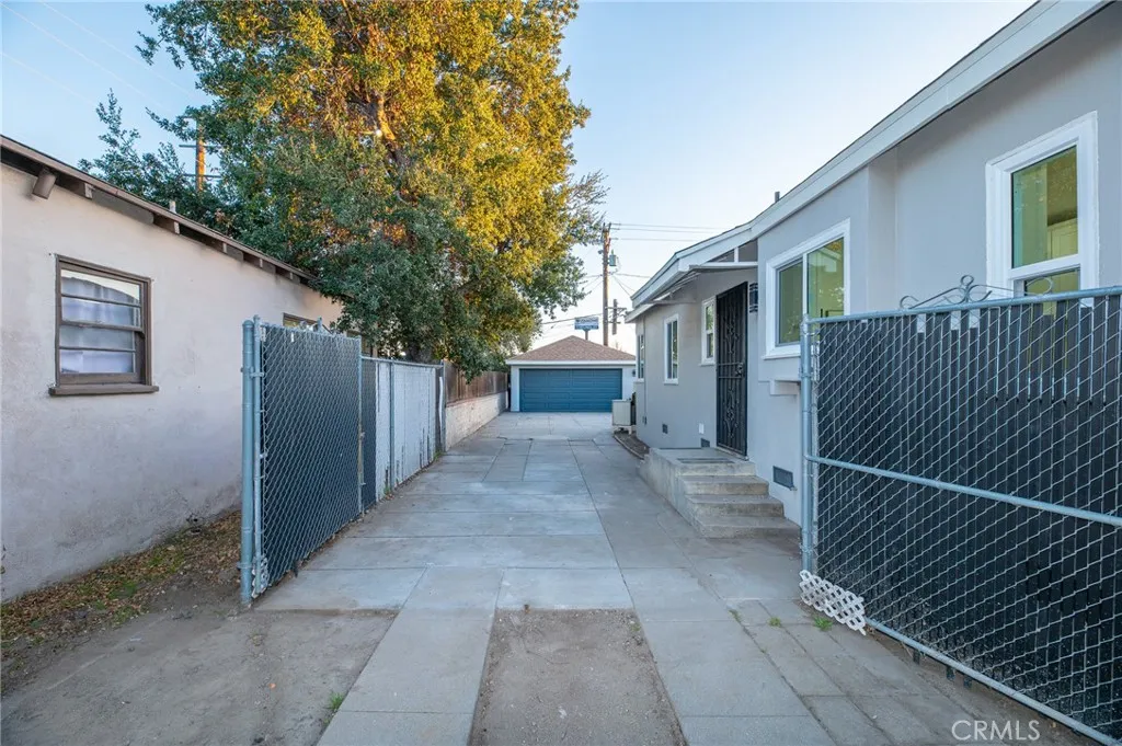 915 W 23rd Street, San Bernardino, California 92405 home-pic-26