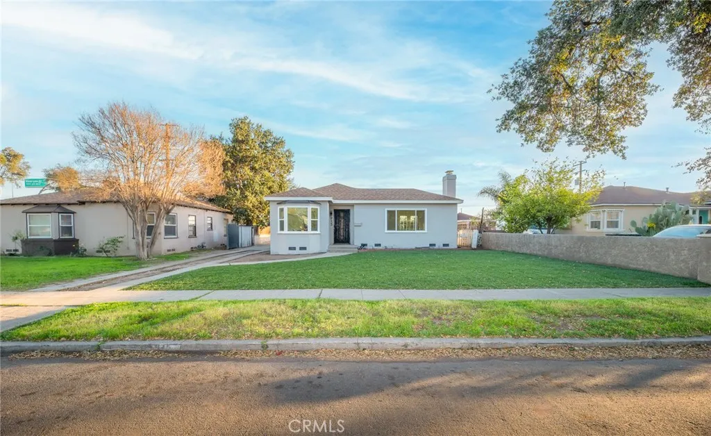 915 W 23rd Street, San Bernardino, California 92405 home-pic-3