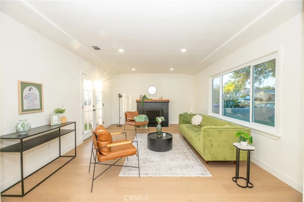 915 W 23rd Street, San Bernardino, California 92405 home-pic-7