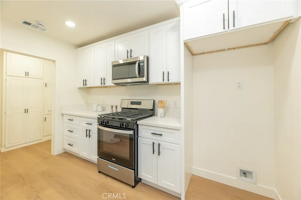 915 W 23rd Street, San Bernardino, California 92405 home-pic-12
