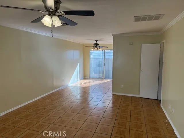 17143 Roscoe Blvd Unit #2, Northridge, California 91325