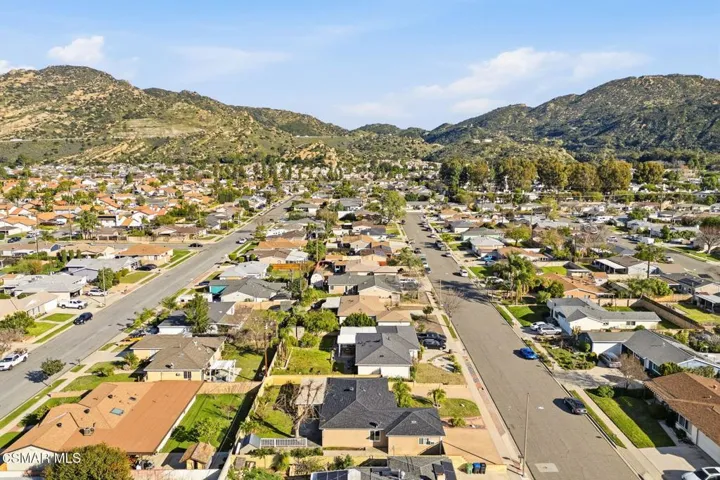 18-web-or-mls-6271-marsha-ave