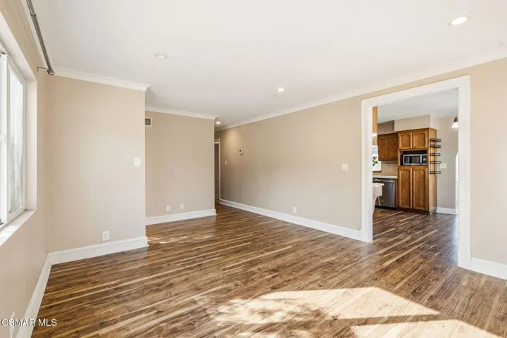 27-web-or-mls-6271-marsha-ave