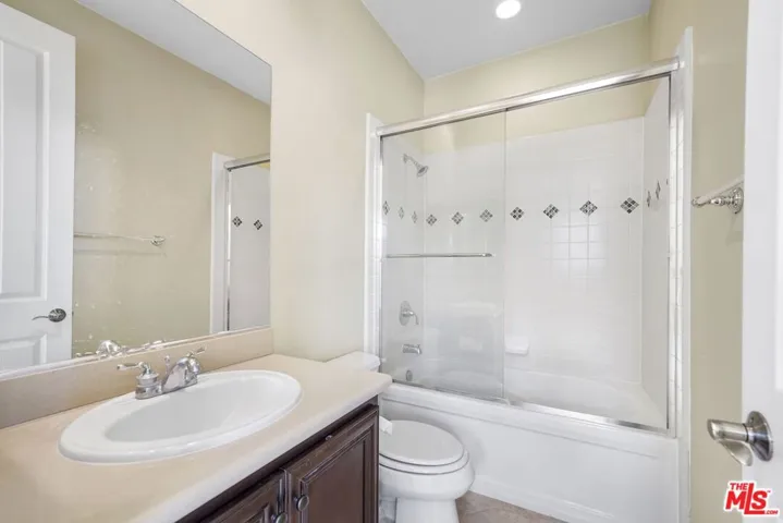 3904 Eagle Flight Drive, Simi Valley, California 93065