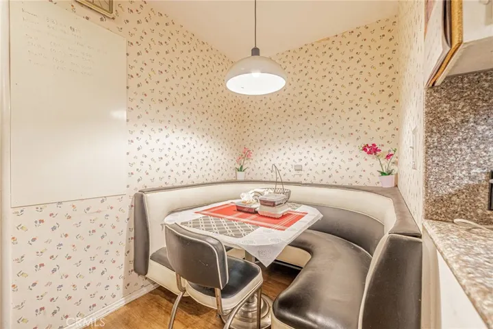 Breakfast Nook