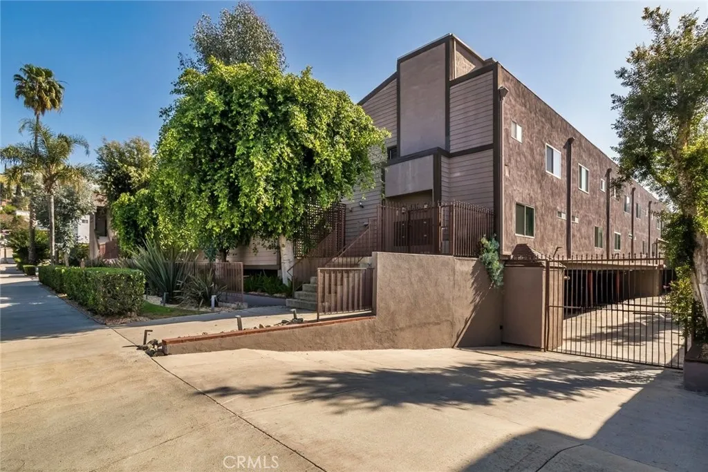 1116 E Palmer Avenue, Glendale, California 91205 home-pic-33