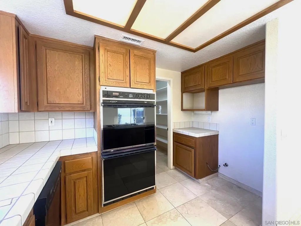 14109 Arbolitos Dr, Poway, California 92064 home-pic-17
