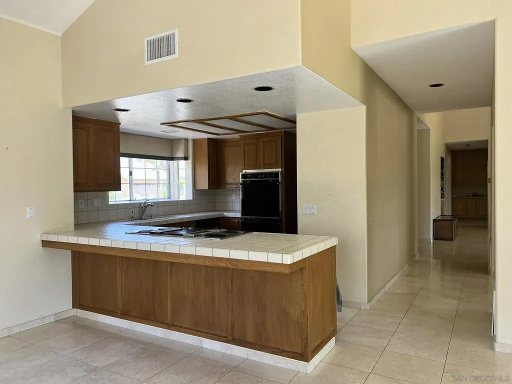 14109 Arbolitos Dr, Poway, California 92064 home-pic-14