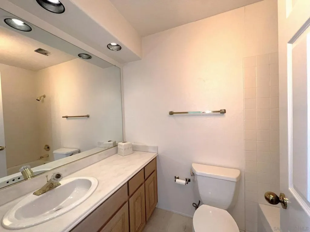 14109 Arbolitos Dr, Poway, California 92064 home-pic-31