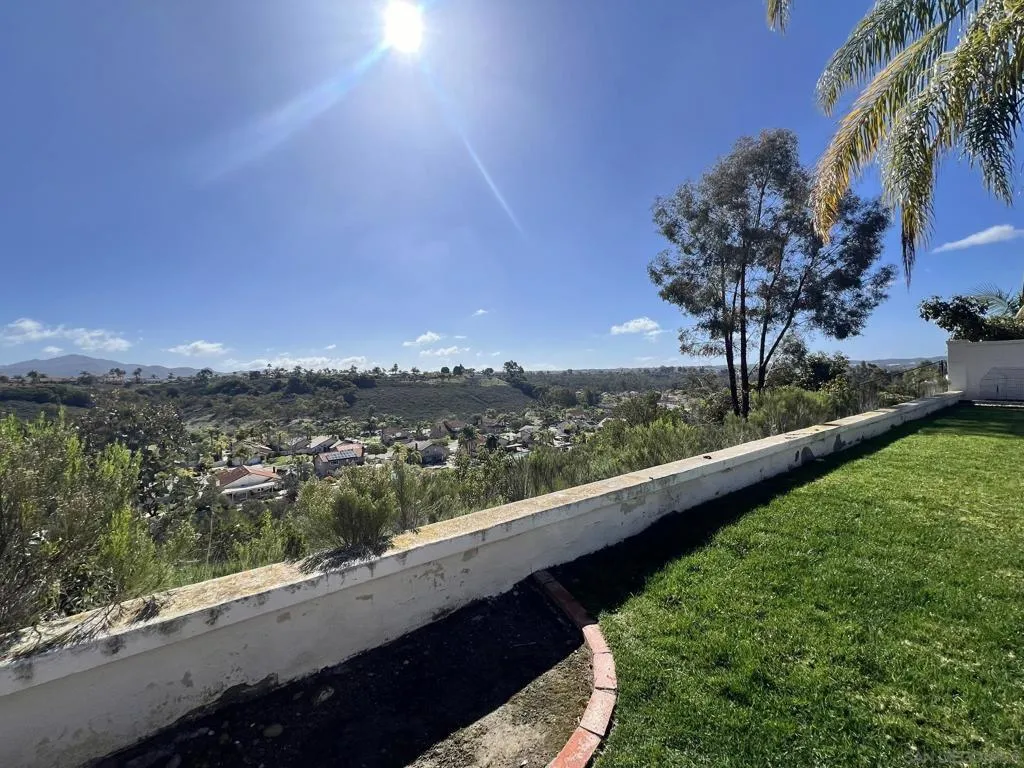 14109 Arbolitos Dr, Poway, California 92064 home-pic-40