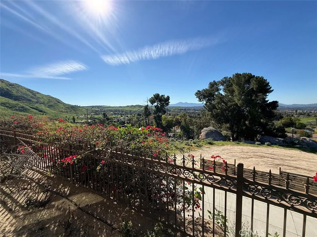 3000 Galaxie Heights, Riverside, California 92507 home-pic-49