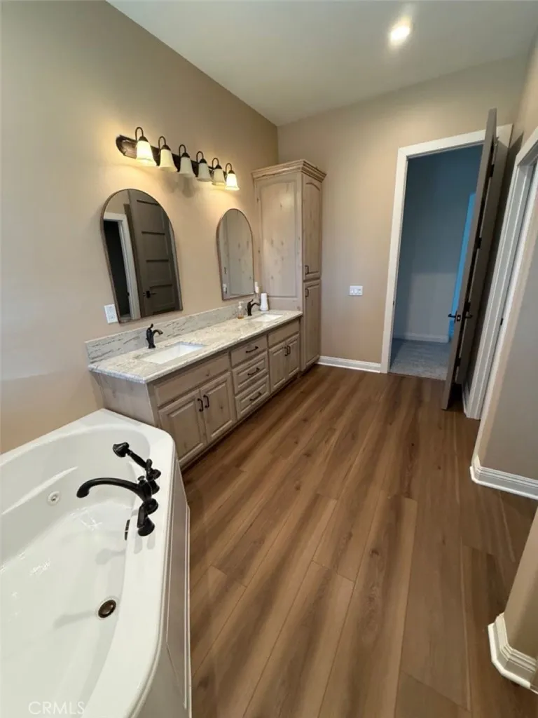 3000 Galaxie Heights, Riverside, California 92507 home-pic-18
